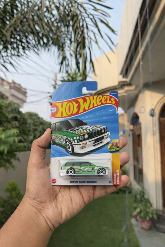 ഹോട്ട് വീൽസ് BMW E30 വാഗൺ (2025 പതിപ്പ്)